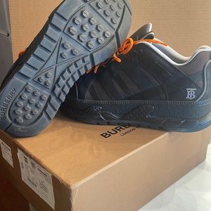 Mens Burberry Low Top Sneakers